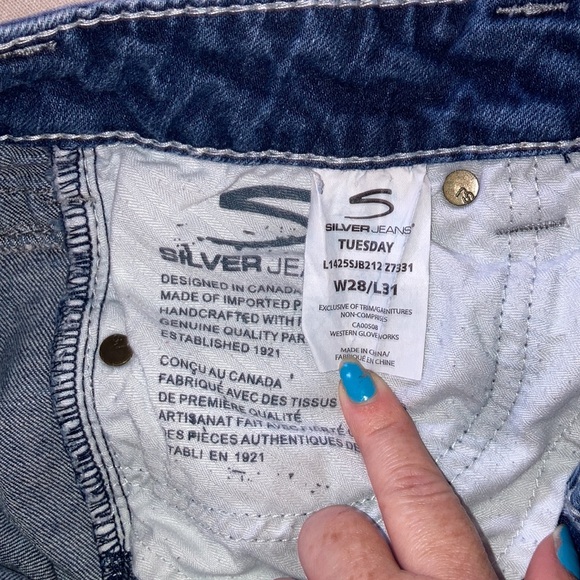 Silver Jeans Shorts size 28 - Picture 5 of 8